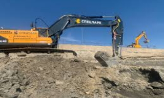 Разработка грунта под коллекторы в Салехарде от 2620 руб. – 2Землекопа-Слх