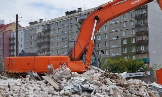 Вывоз строительного мусора с участка в Салехарде недорого от 1572 руб. | 2Землекопа-Слх